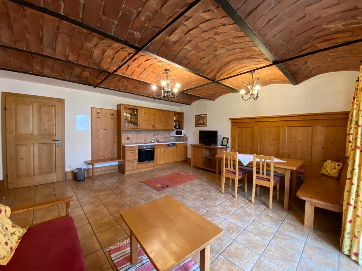 Kuerbishof Gartner Villa Fehring Ngoại thất bức ảnh